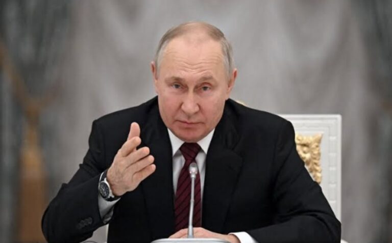 Putin ready to seize more Ukrainian territory to prevent attacks on border regions