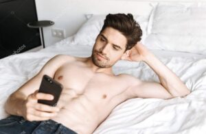 Study sheds light on the reasons why men send unsolicited nude photos
