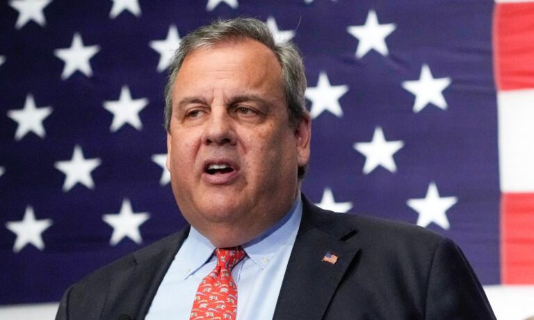 Chris Christie refuses to rule out presidential run on third-party ticket