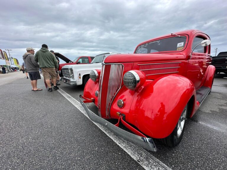 Turkey Run showcases classic-car love at Daytona International Speedway