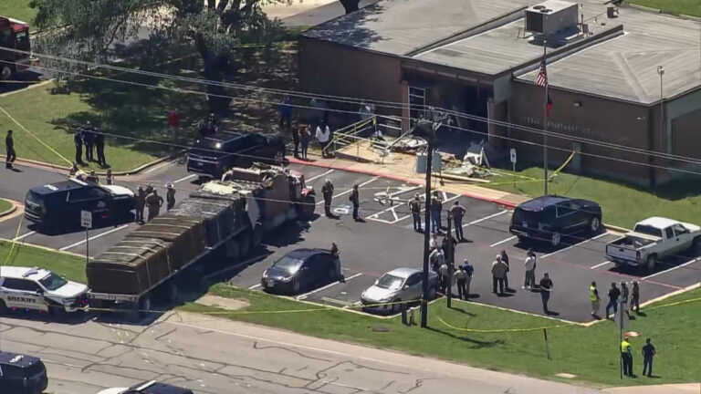 18-wheeler truck crashes into Texas DPS office, multiple people seriously injured