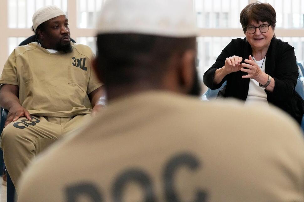 A Unique Book Club Meets at One of the Nation’s Largest Jails