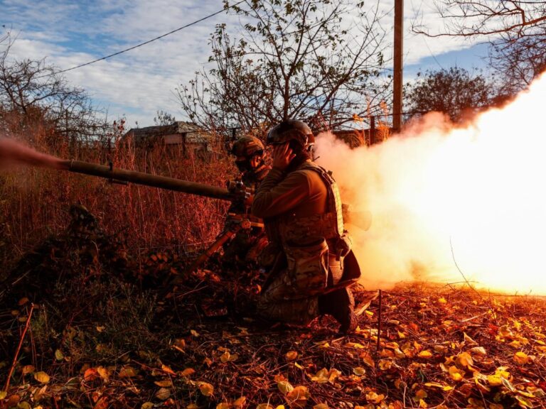 Russian troops advance and capture large parts of village after apparent Ukrainian blunder left front line unmanned