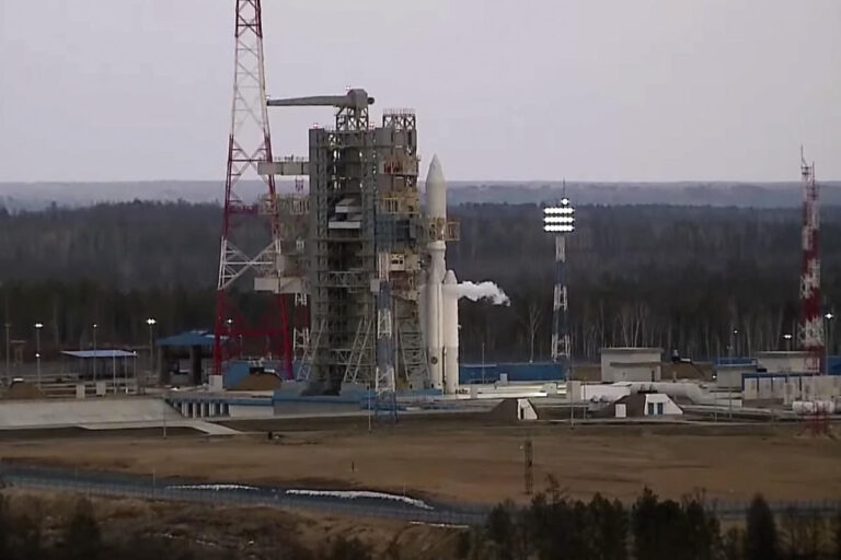 Russia's second attempt to launch a heavy-lift rocket from Far East is aborted