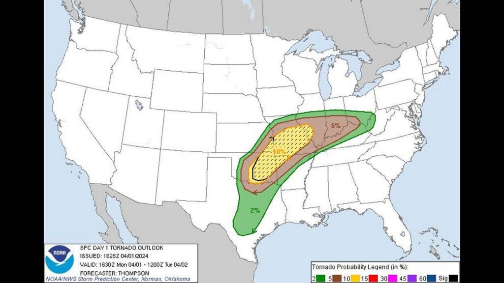 Severe weather threat increases for Kansas City. Hail, strong winds, tornadoes possible