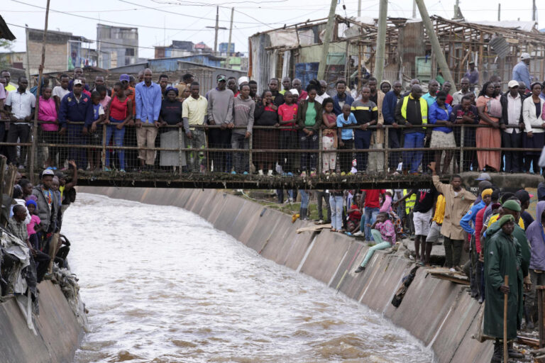 Kenya declares public holiday to mourn flood victims