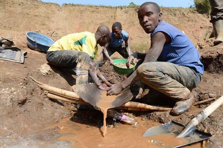 Key mining town seized - DR Congo rebels