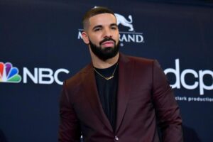 Police Investigating Shooting Outside Drake's Mansion That Left Security Guard Wounded