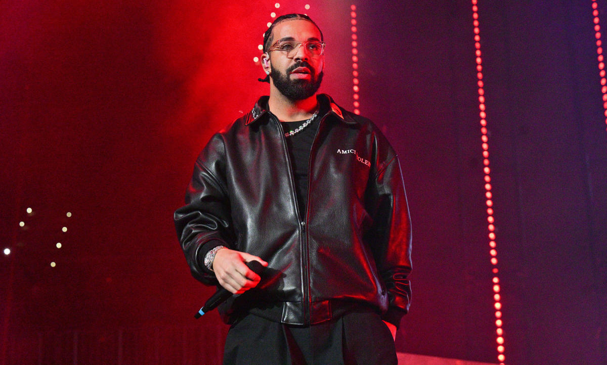 Security guard injured after shooting near Drake's Toronto mansion