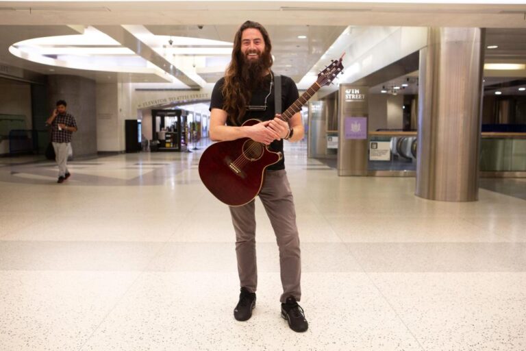 Subway musicians are scared to play because of violent crime underground