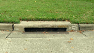 Tennessee father pleas for prayers after his son was pulled into a storm drain