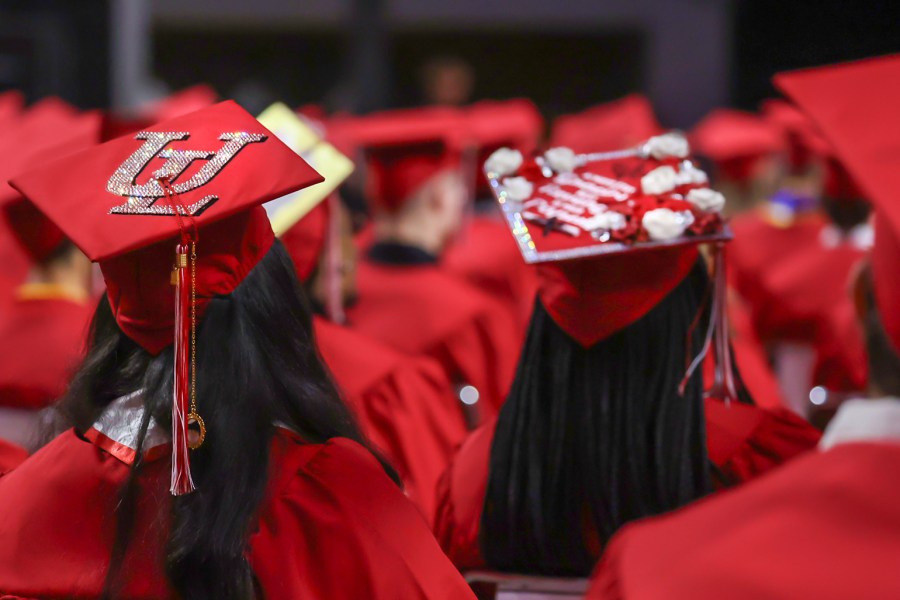 UL Lafayette to pass out 1,608 degrees during Spring 2024 Commencement