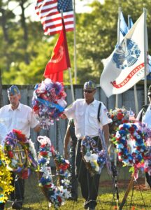Veterans bring memories to Vietnam Traveling Memorial Wall