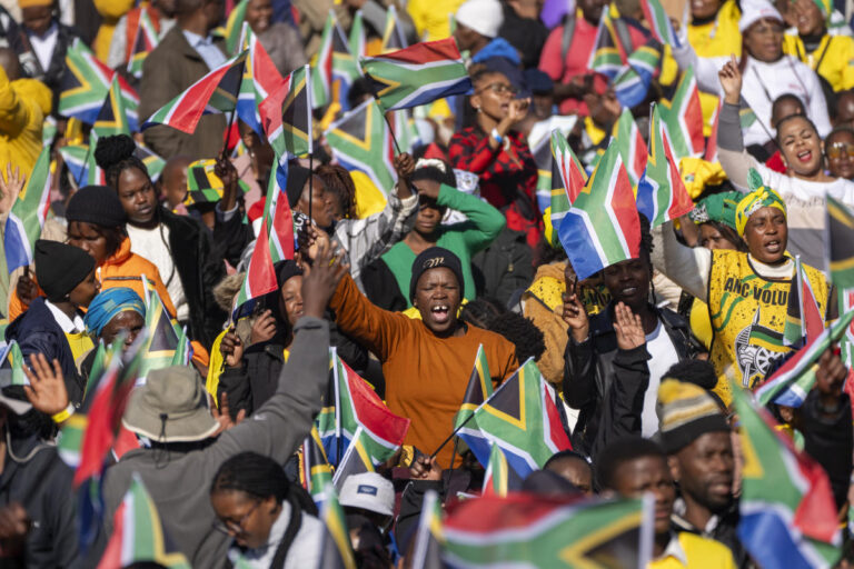 Cyril Ramaphosa is sworn in for a 2nd term as South African president