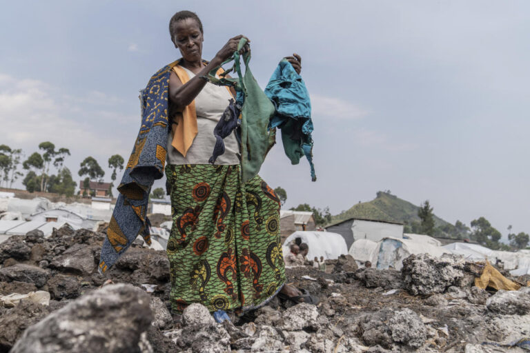 Fire at a displacement camp in Congo leaves dozens of families without shelter