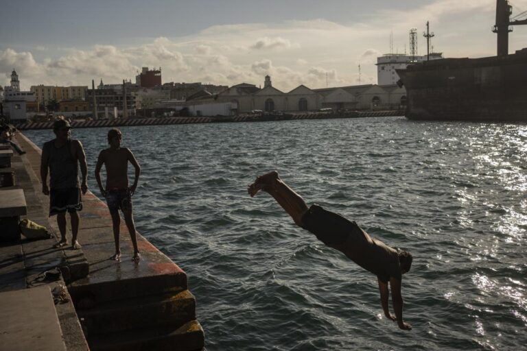 Heat wave claims lives of at least 125 in Mexico this year, hitting country's most vulnerable