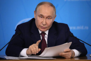Putin pledges a cease-fire in Ukraine if Kyiv withdraws from occupied regions and drops NATO bid