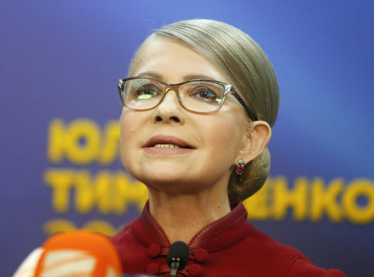 Russia puts former Ukrainian Prime Minister Yulia Tymoshenko on its wanted list